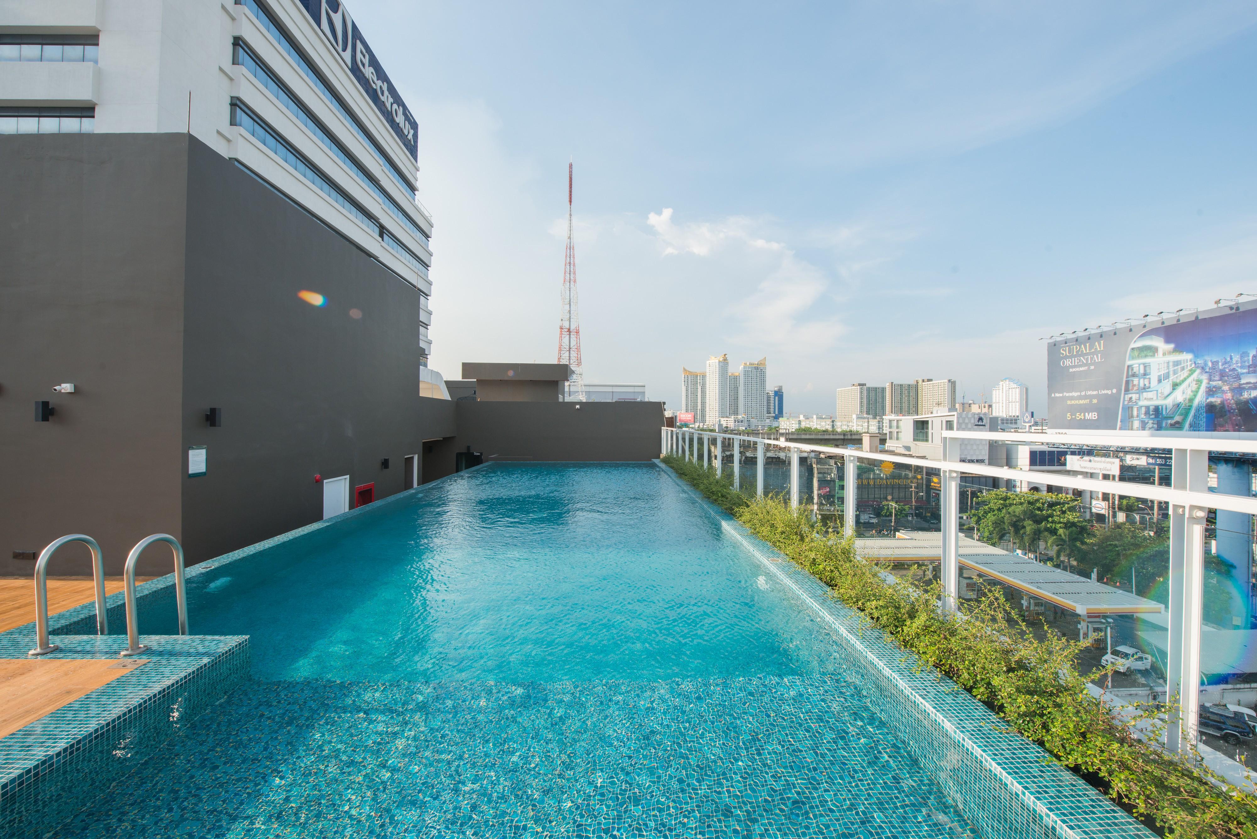Maven Stylish Hotel Bangkok Eksteriør billede